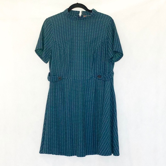 ModCloth Nostalgic Renewal Short Sleeve Dress - Picture 7 of 8